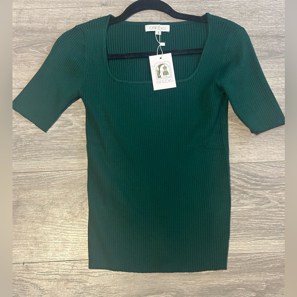 Green Oprexo brand ripped top